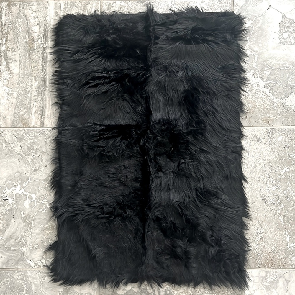 Black Faux Fur Rug, Size 60x90cm, Brand New
